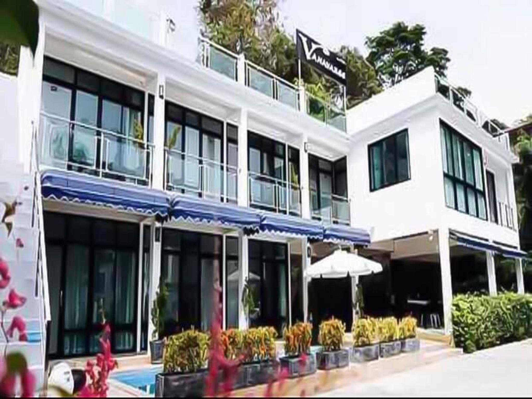 วนาวารีรีสอร์ท (Vanavaree Resort)